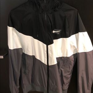 Nike Wind Breaker